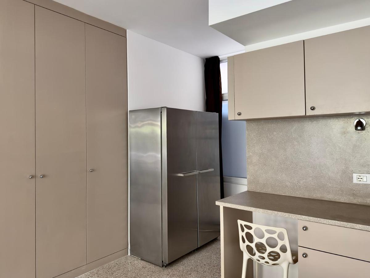 Grand Apartment Navigli Milan Extérieur photo